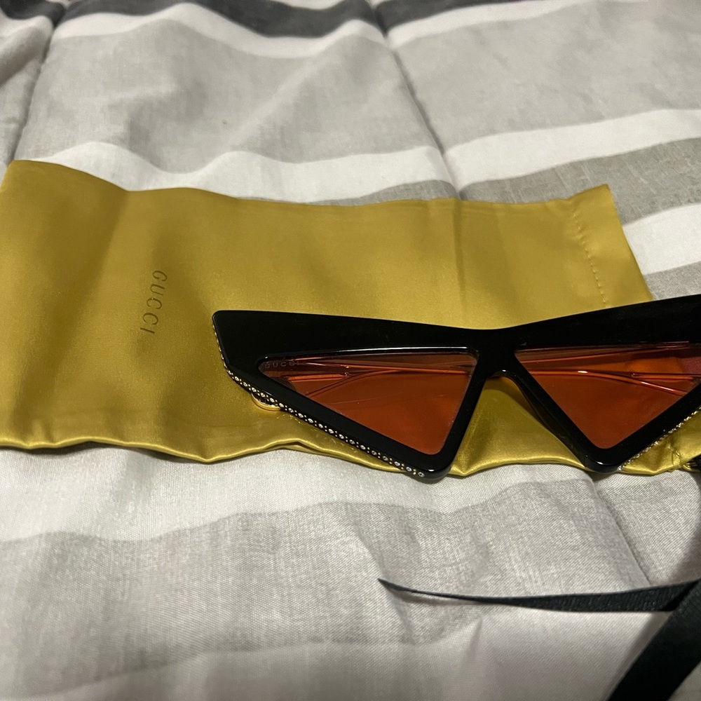 GUCCI Hollywood Forever Sunglasses With Gucci Crystals.